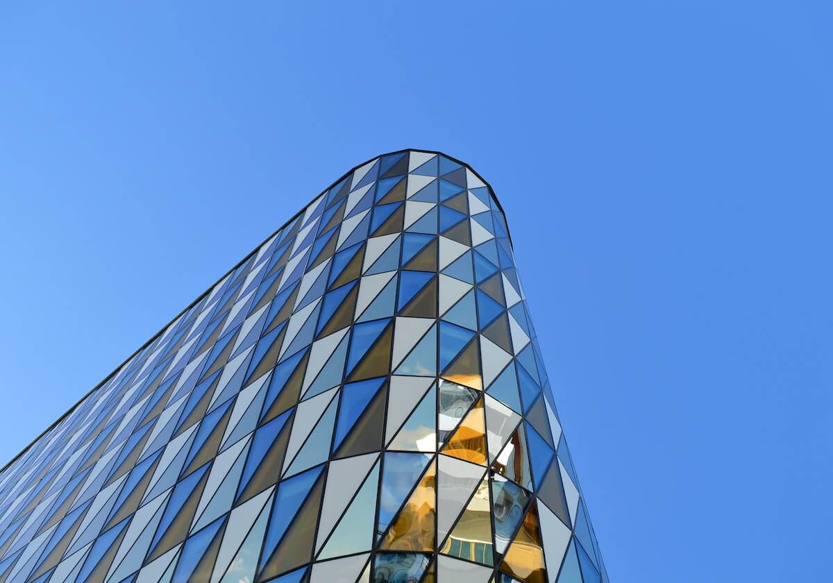 B体育官方入口-冯潇霆发长文总结2020:从养老队到被赞申花精神